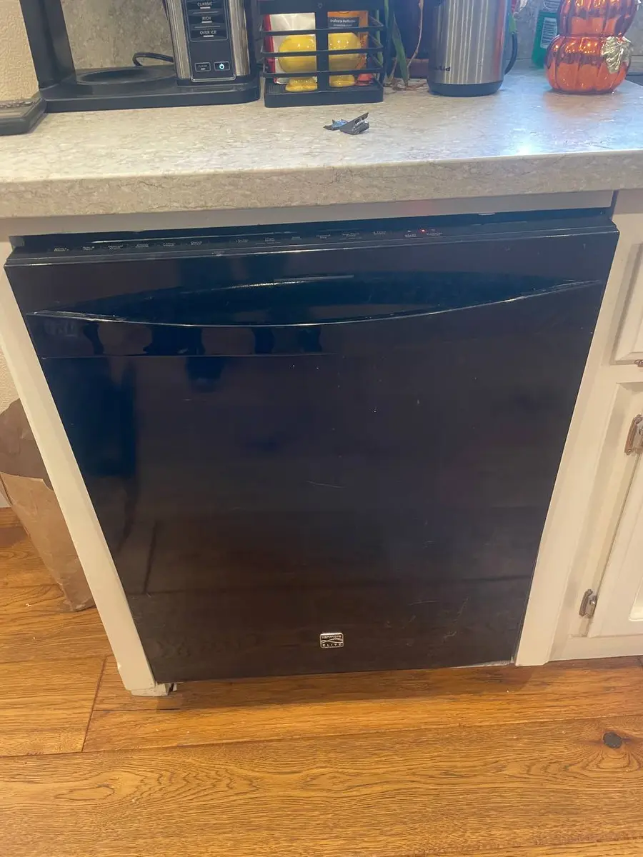 Kenmore Elite dishwasher in black finish — EasyBear appliance diagnostic