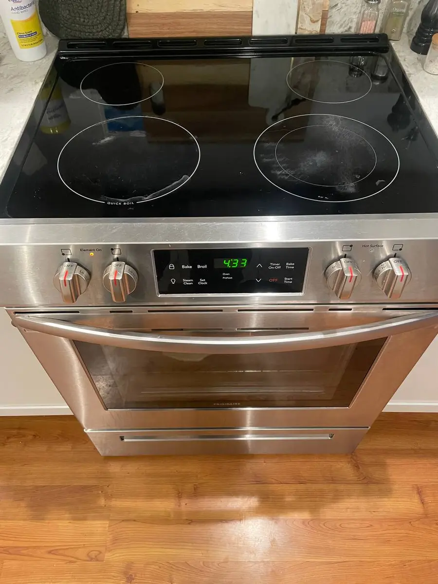 Frigidaire full-size range in home kitchen — EasyBear repair appointment